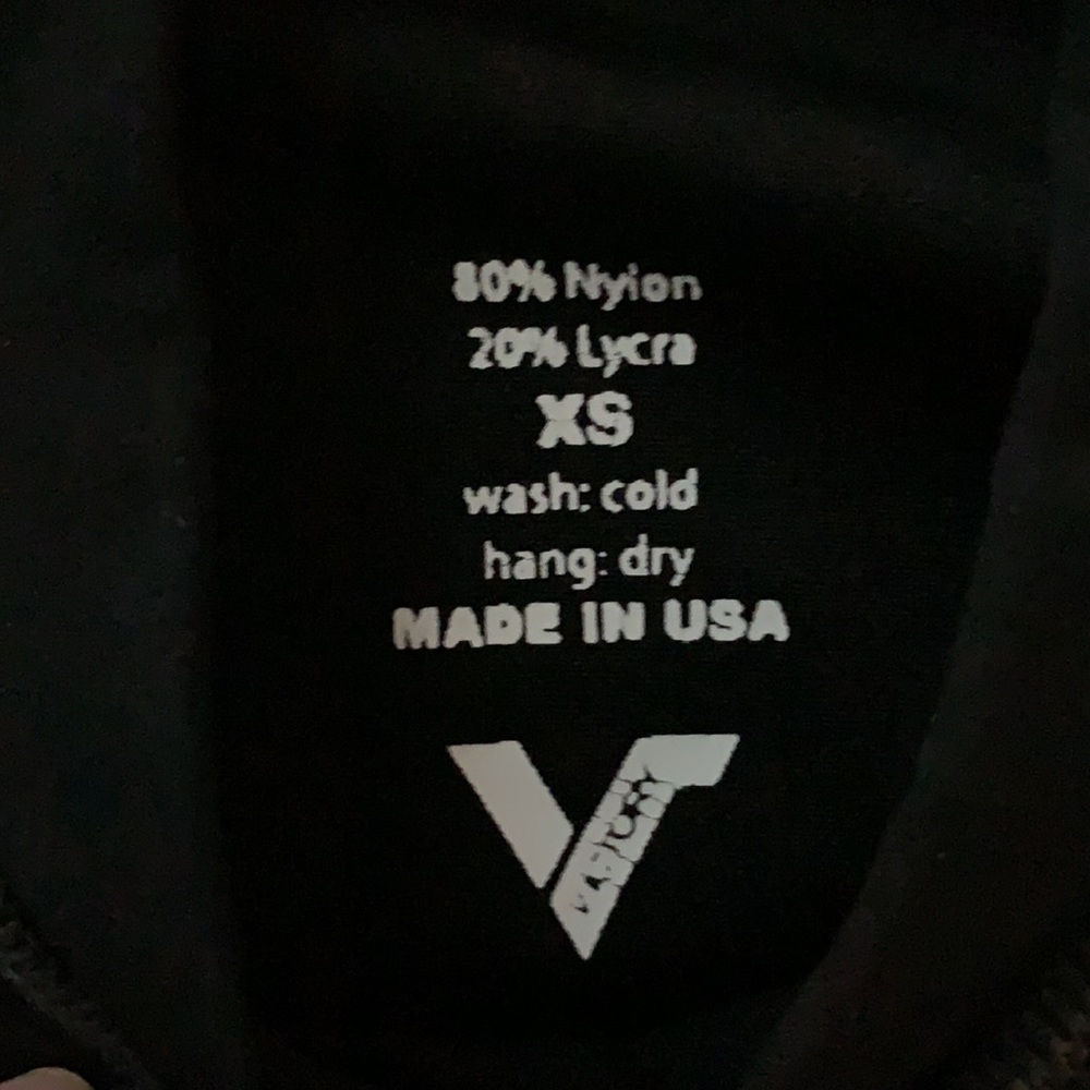 Black Rashguard - Picture 3 of 3